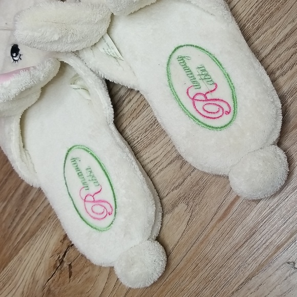 Runaway Rabbit Creations Plush Bunny Slippers Off White House Shoes Pink Black - Picture 4 of 9
